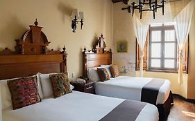 Casa Noble Hotel